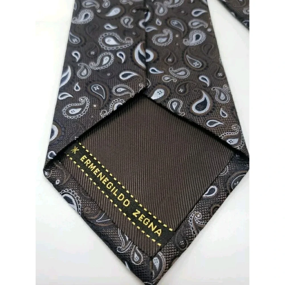 Ermenegildo Zegna Mens Brown Black Gray Paisley Silk Tie Italy 108ZRQ74